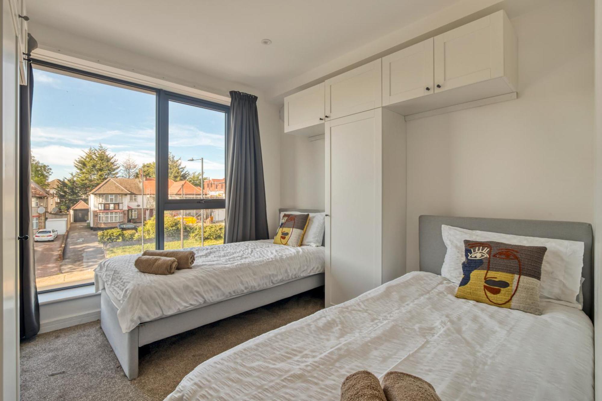 Modern Penthouse In Wembley Lejlighed London Eksteriør billede