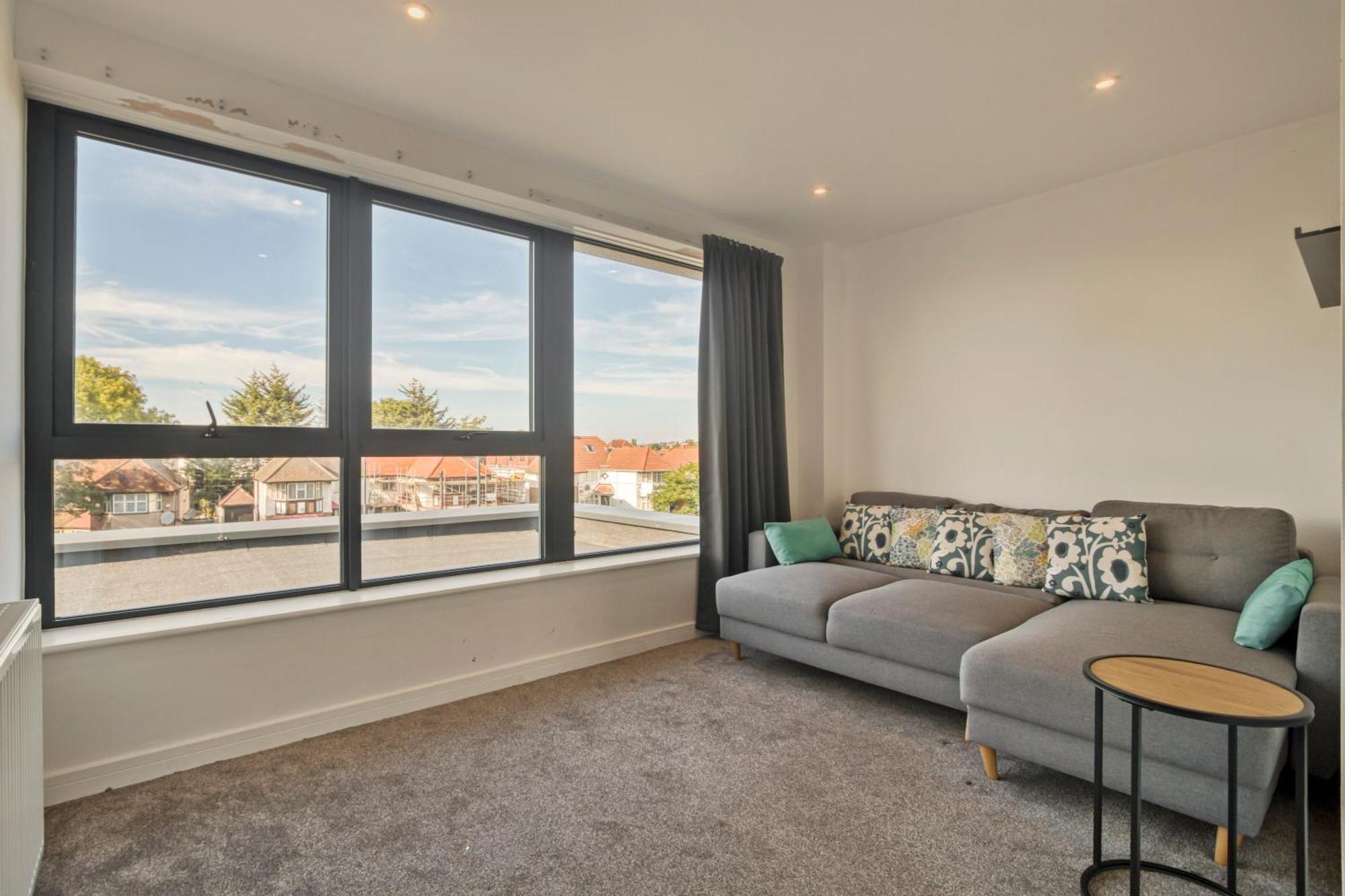 Modern Penthouse In Wembley Lejlighed London Eksteriør billede